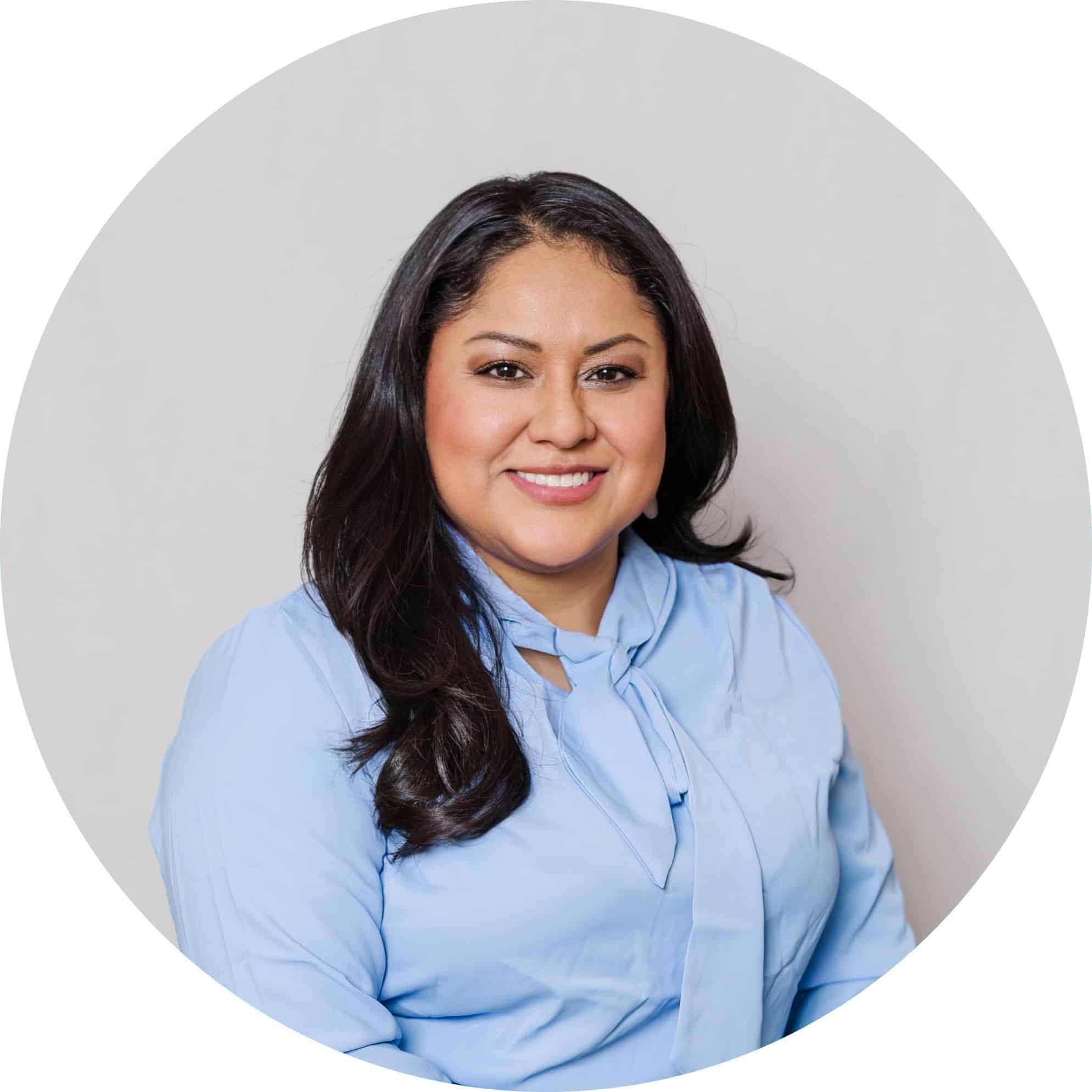 Flor Villagrán, LMHC